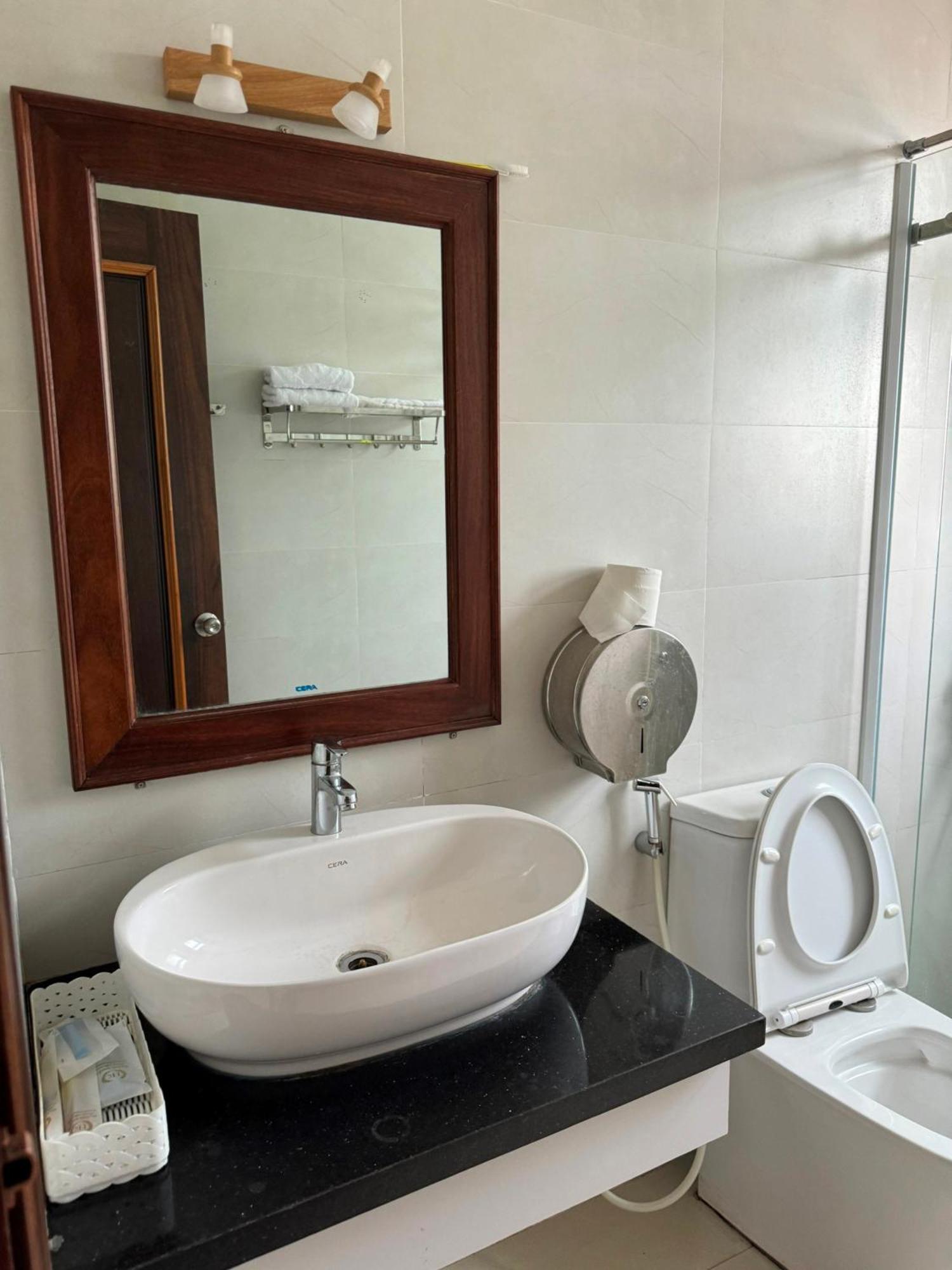 Hoang Khiem Hotel 波来古市 外观 照片