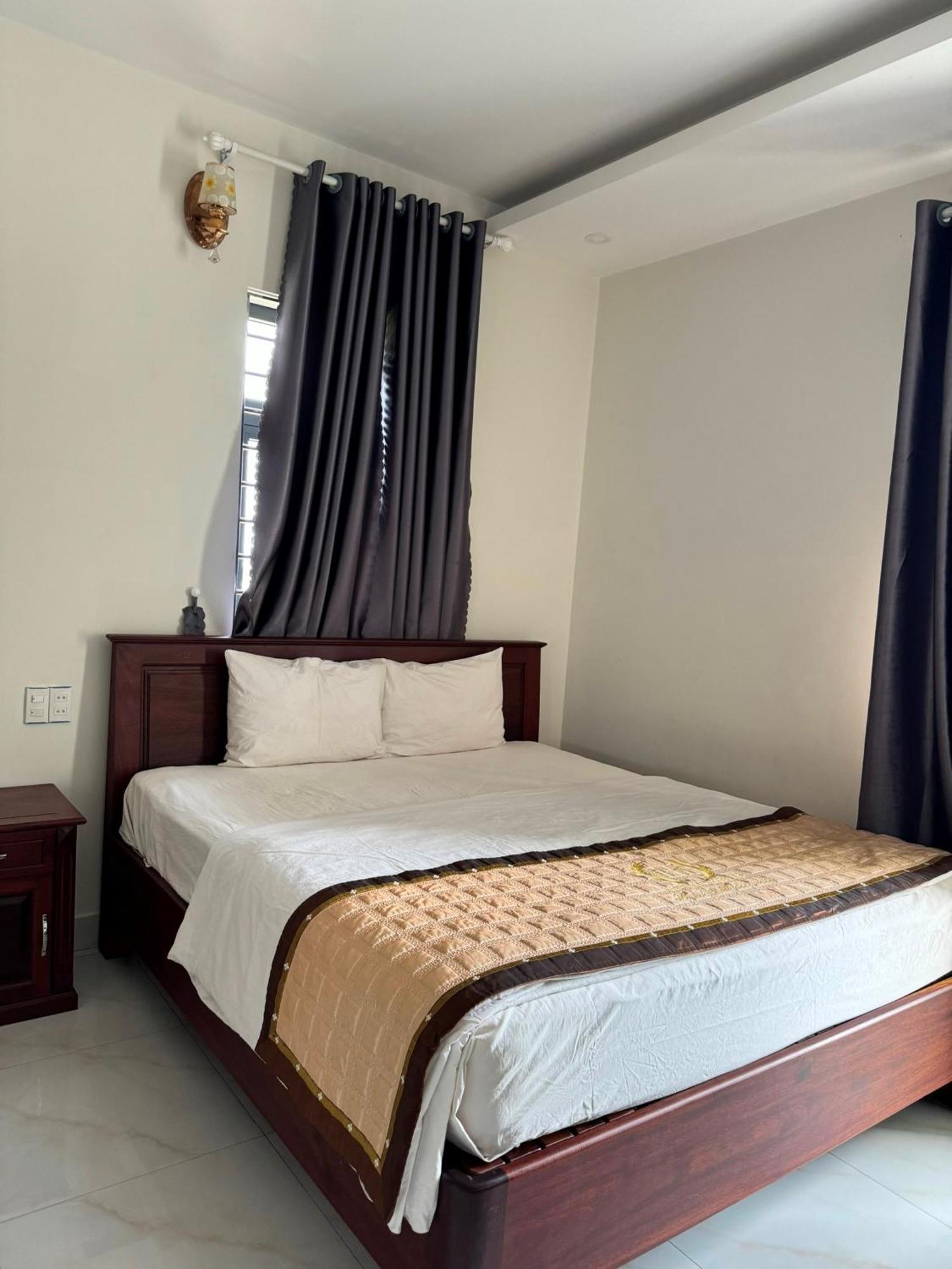 Hoang Khiem Hotel 波来古市 外观 照片