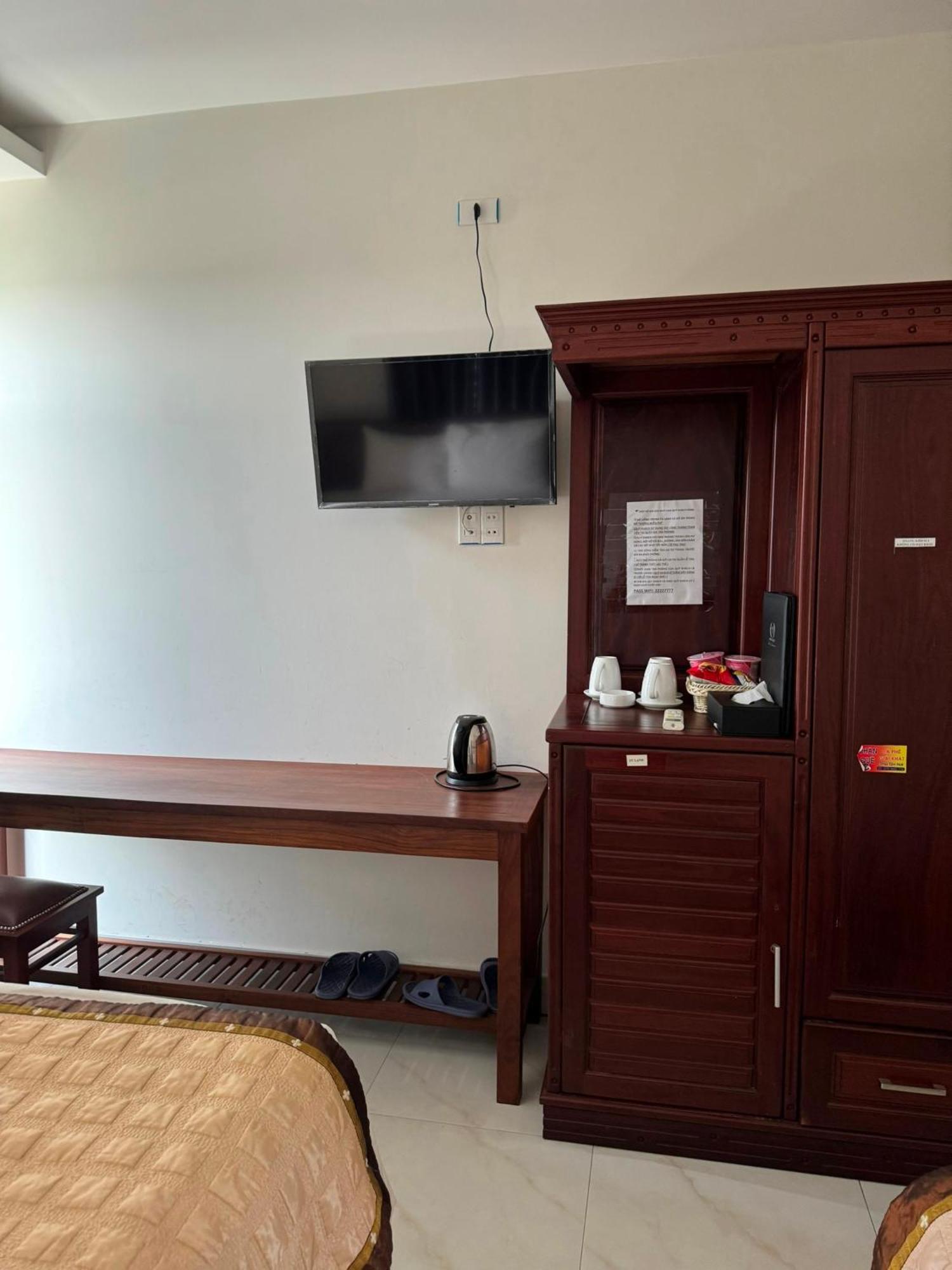 Hoang Khiem Hotel 波来古市 外观 照片
