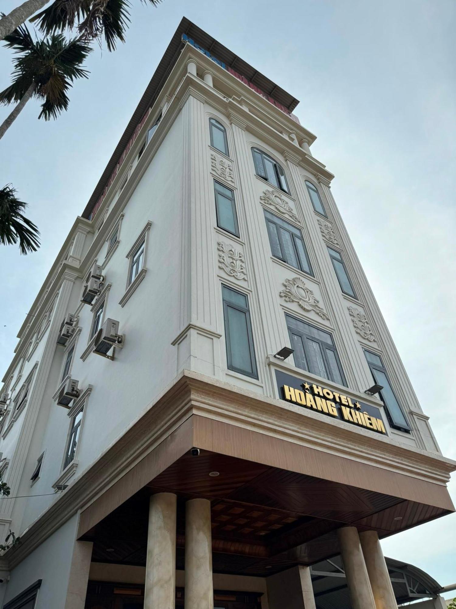 Hoang Khiem Hotel 波来古市 外观 照片